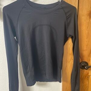 lululemon athletica Long Sleeve Swiftly